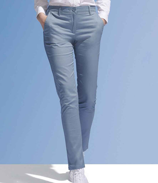 02918 Creamy Dark Blue Model