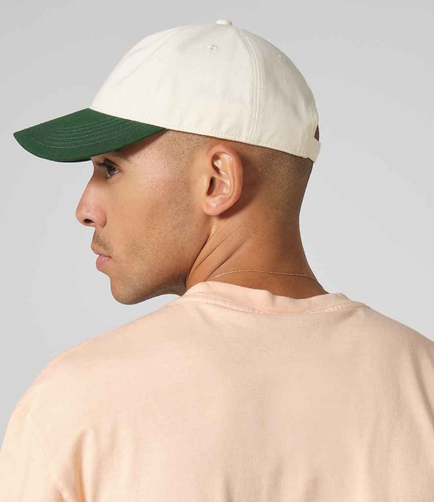 BB67 Natural/Forest Green Model